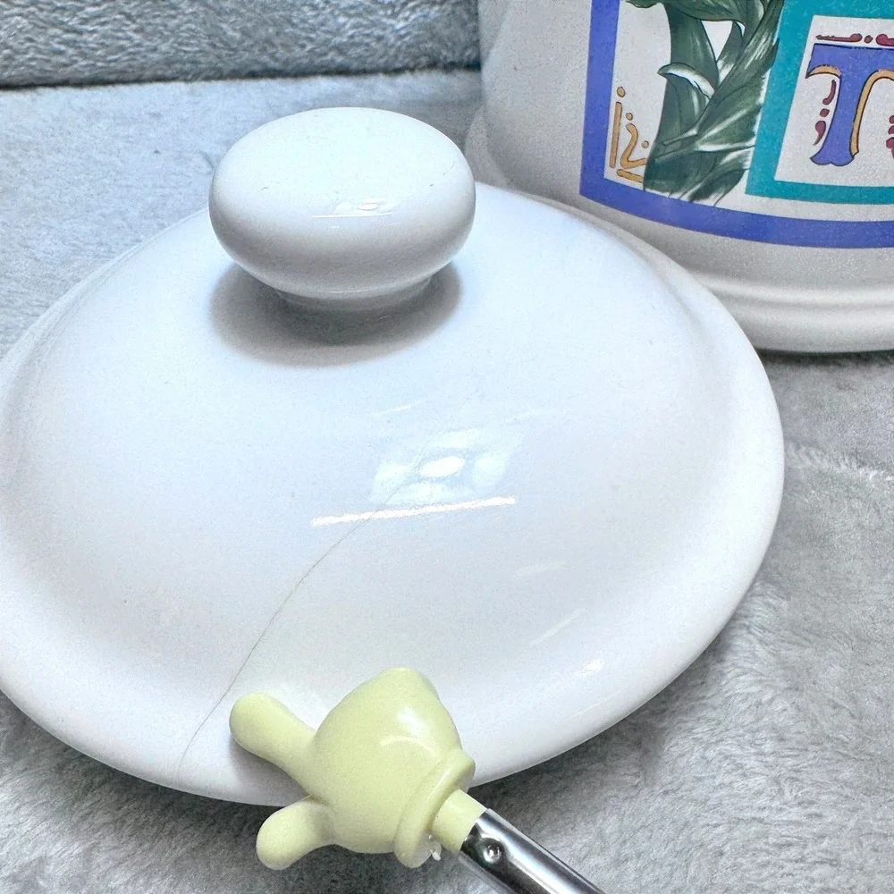 Vintage FWC The Cooks Bazaar Tulip Ceramic Kitchen Canister Jar with‎ Lid White